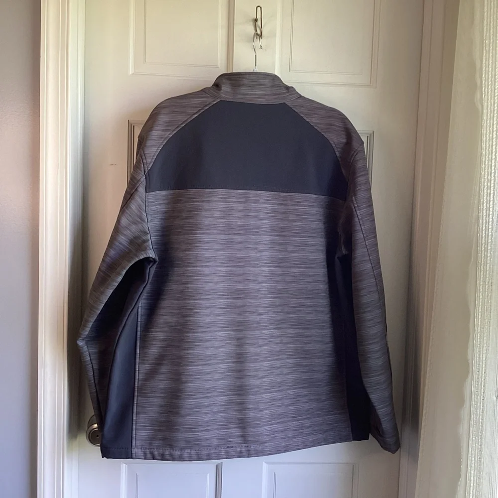 CB Men’s Gray Jacket. Size XL
